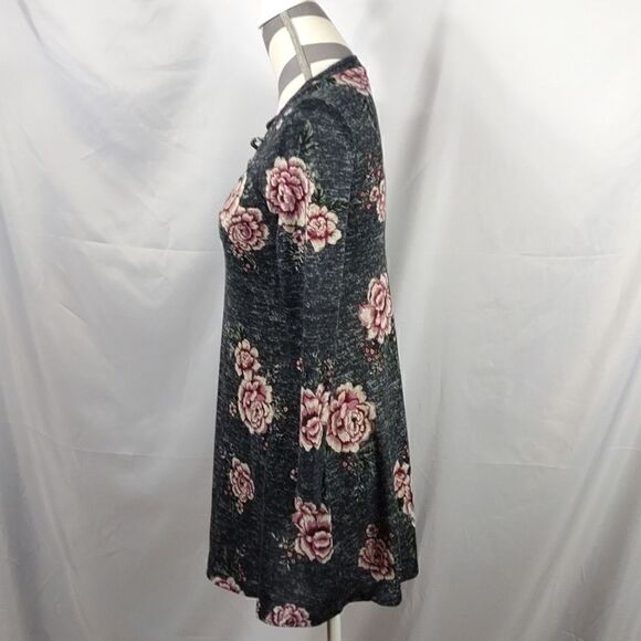 About A Girl Gray Floral Mini Dress - Picture 3 of 6